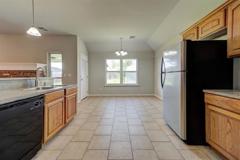 Building Photo - 4520 SE 79th St