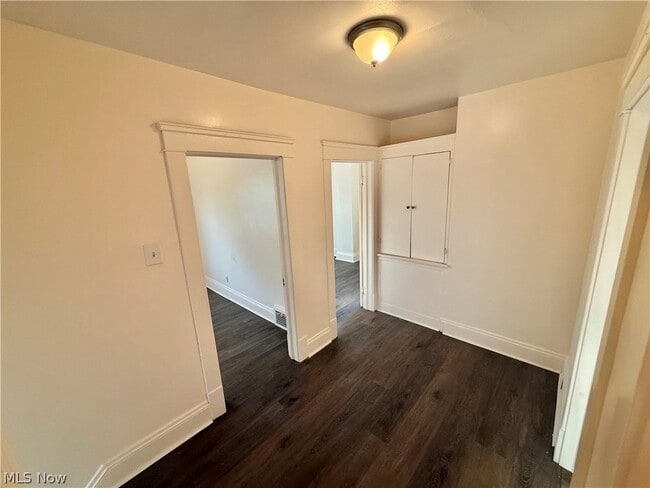 Building Photo - 6913 Harvard Ave