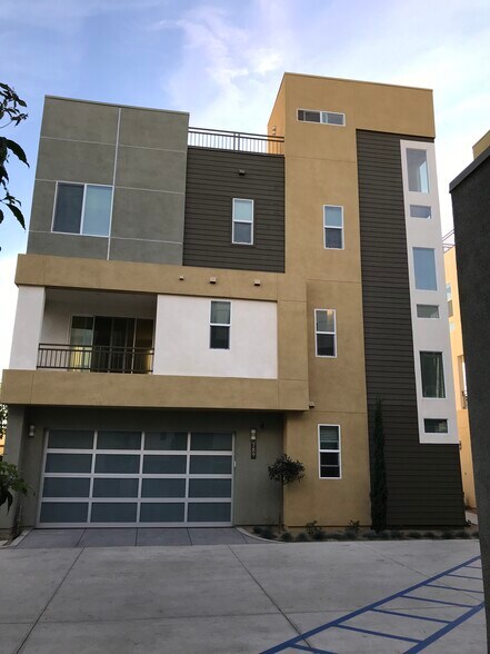 Building Photo - 789 Leeward Way