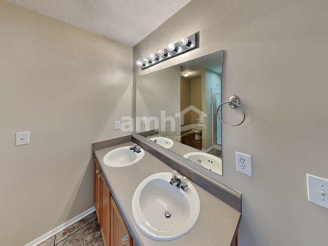 Building Photo - 2672 New Port Royal Rd