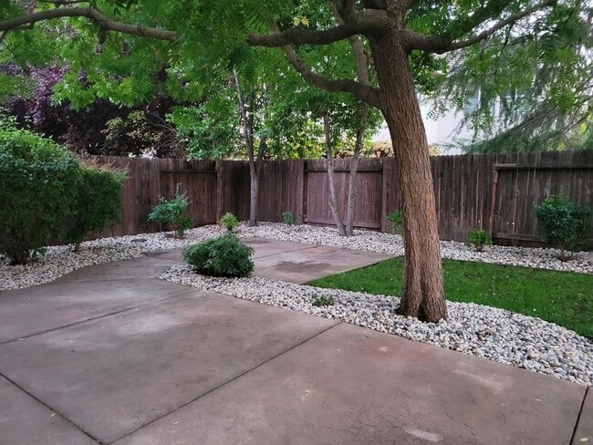 Building Photo - **CROCKER RANCH** NICE TWO STORY HOME, 4+ BEDROOM, 3 BATH, GAME-ROOM, & 2 CAR GARAGE