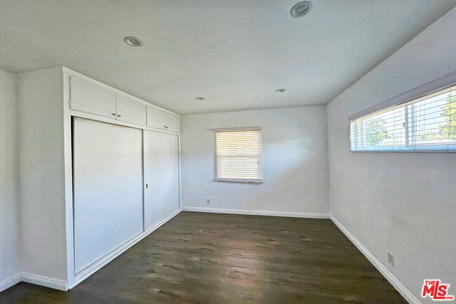 Building Photo - 15106 San Jose St