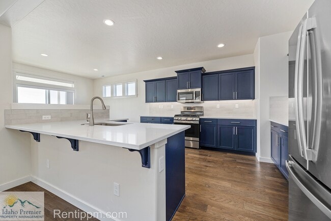 Building Photo - 10469 W Royal Fern Ct