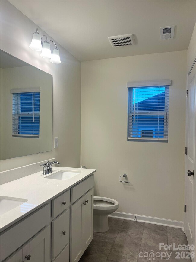 Building Photo - 7117 Bentz St