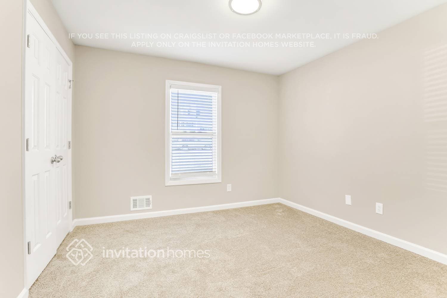 Building Photo - 4288 Castlegate Dr