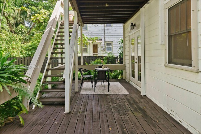 Building Photo - 743 NW 9th Ave