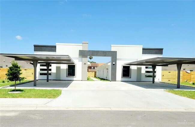 Building Photo - 2202 S Sports Dr