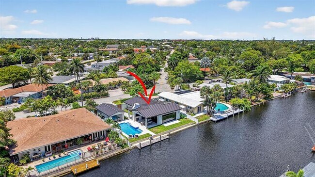 Building Photo - 2157 Coral Gardens Dr