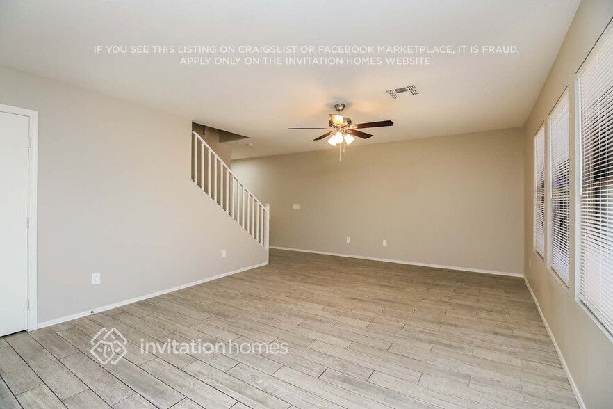 Building Photo - 1042 S San Vincente Ct
