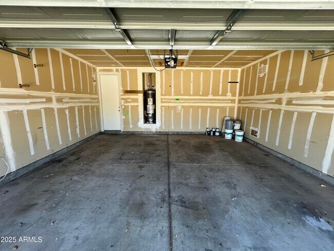 Building Photo - 9817 W Las Palmaritas Dr