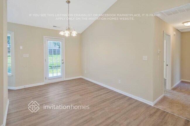 Building Photo - 4657 Falcon Chase Dr SW