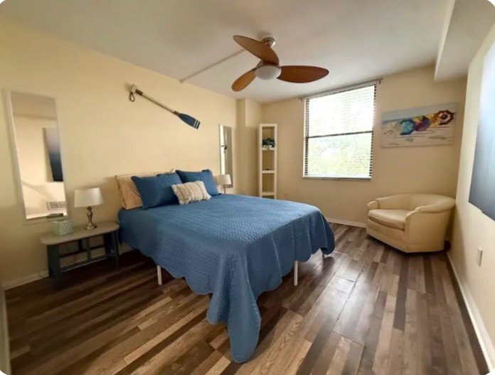 Building Photo - 701 S Madison Ave