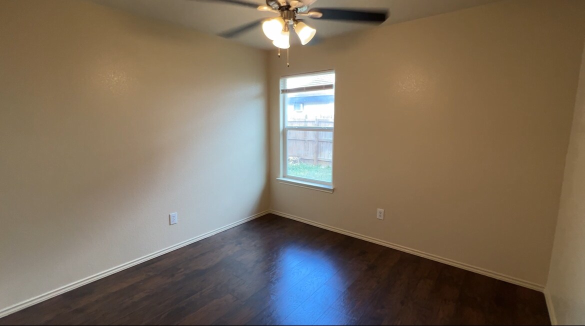 Building Photo - 8824 Cowboy Rose Ln