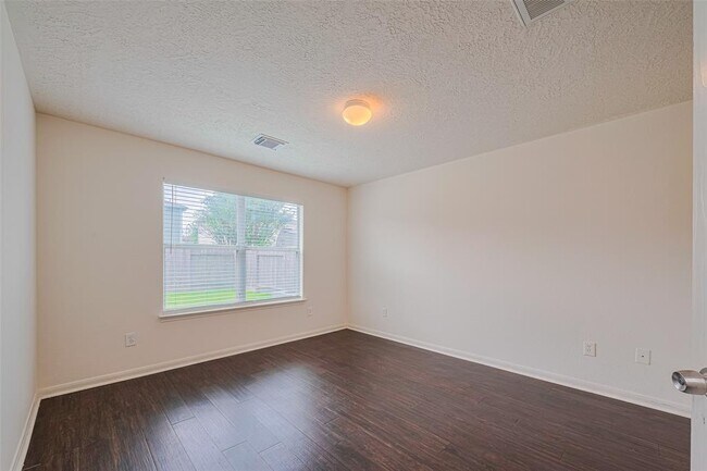 Building Photo - 3514 Garrison Run Dr