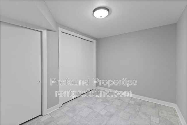 Building Photo - 12340 NW McDaniel Rd