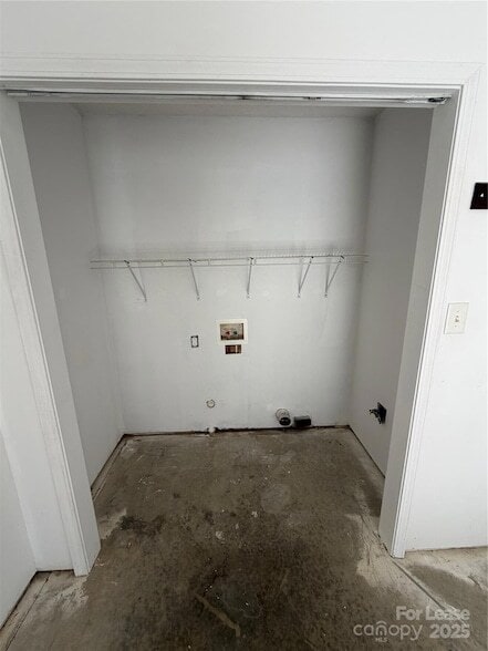 Building Photo - 140 Locomotive Ln