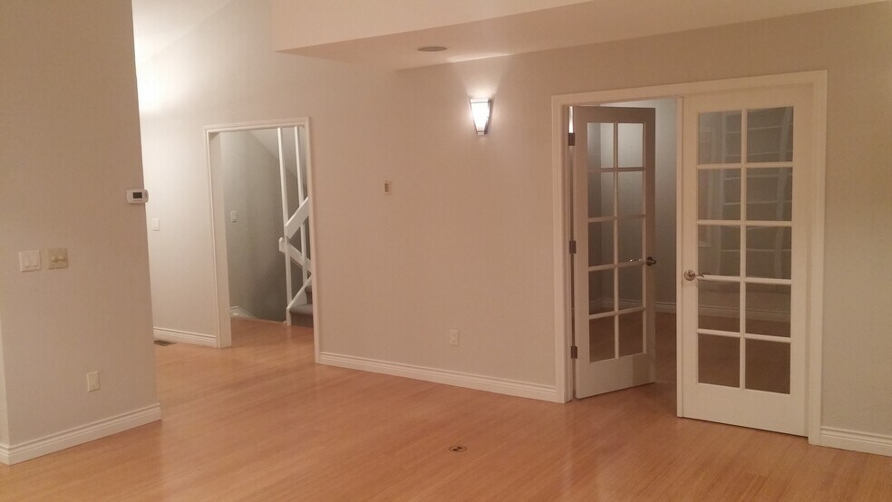 Building Photo - 3108 Eastwood Ct