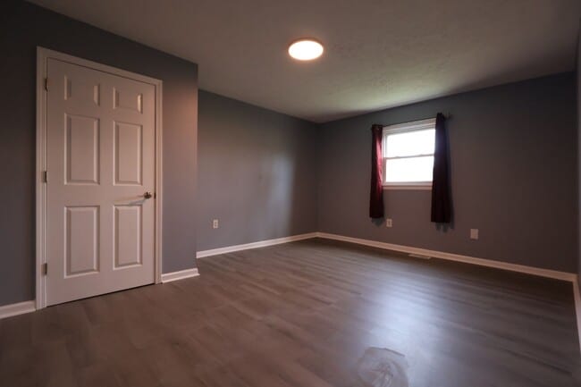 Building Photo - 308 Larkwood Dr