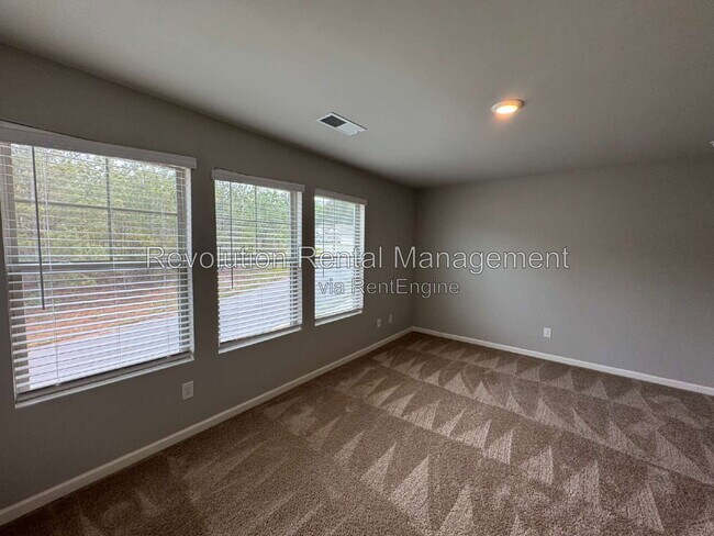 Building Photo - 394 Daffodil Drive