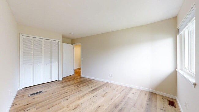 Building Photo - 2609 Meade Ct
