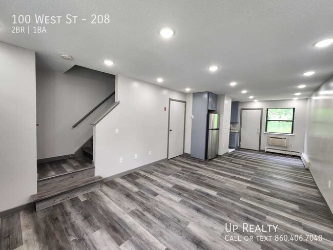 Building Photo - Gorgeous 2BD TH in Vernon!