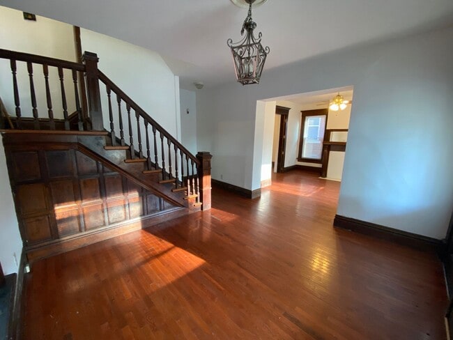 Building Photo - 1837 N 4th St