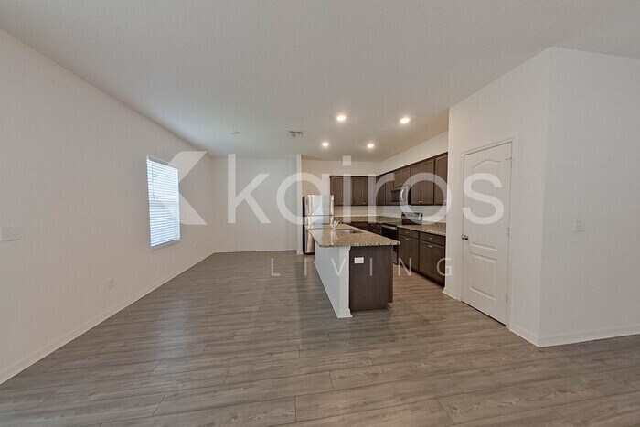 Building Photo - 30059 Fedora Cir