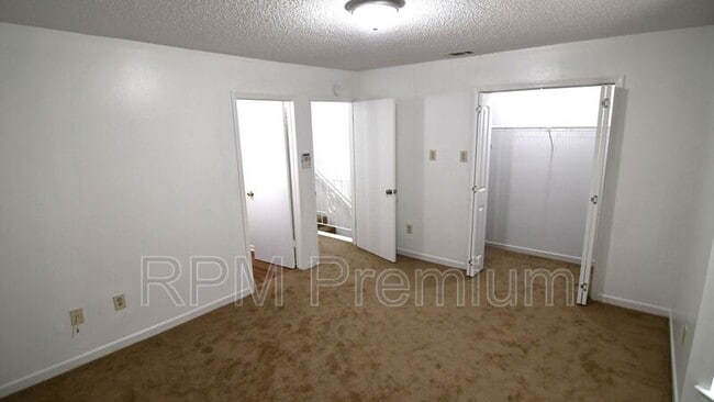 Building Photo - 1795 Boulevard De Province Blvd