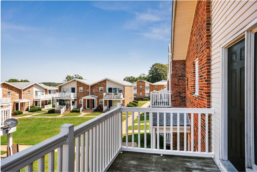 Building Photo - 400 S Dupont Hwy