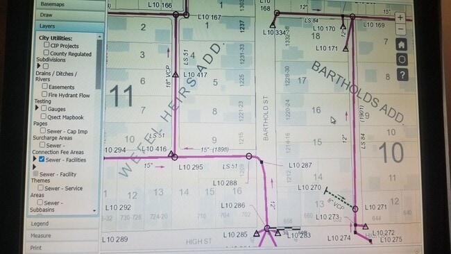 Building Photo - 2 BR 1 1/2 Bath 2 Story Available Now!