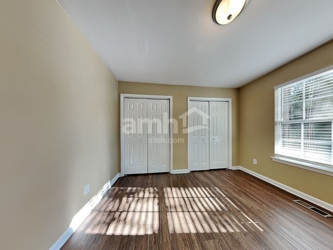 Building Photo - 704 Pepperstone Ct