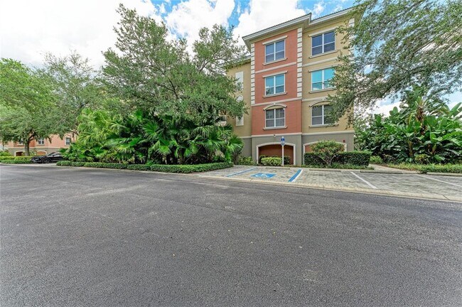 Building Photo - 5200 Manorwood Dr