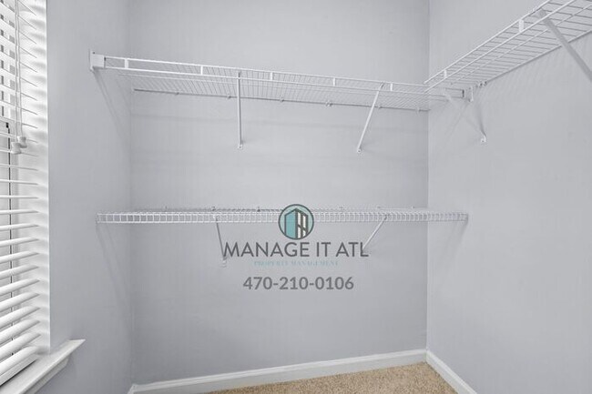 Building Photo - 2-bedroom, 2.5-bathroom Condominium in the heart of Peachtree Corners