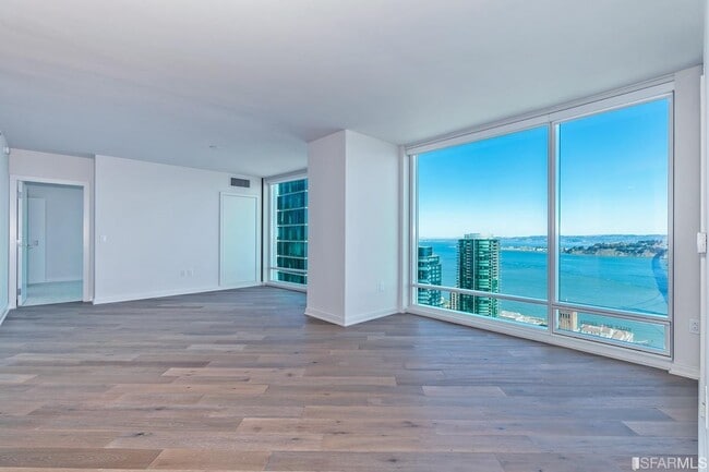 Building Photo - 401 Harrison St