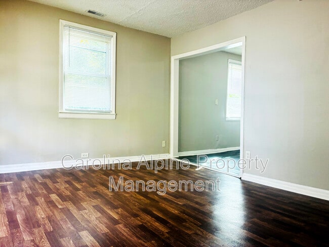 Building Photo - 249 Scruggs St