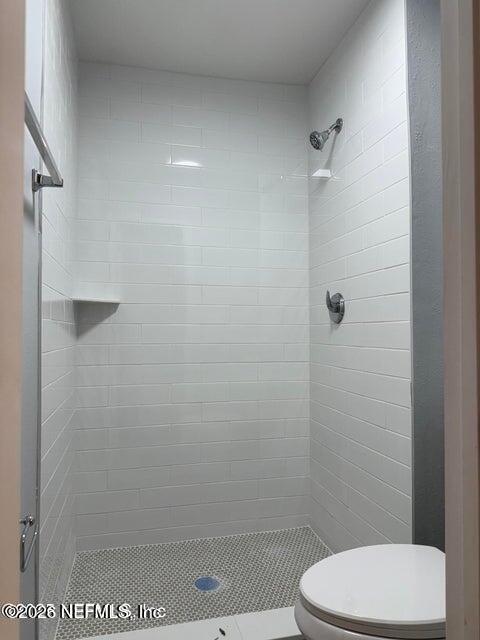 Building Photo - 185 King Arthur Ct