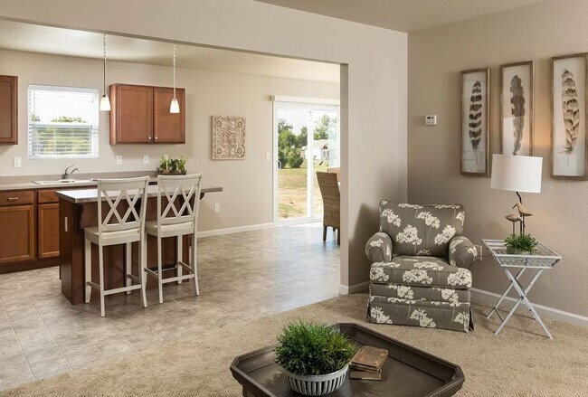 Building Photo - Newer Home near Outstanding Schools!