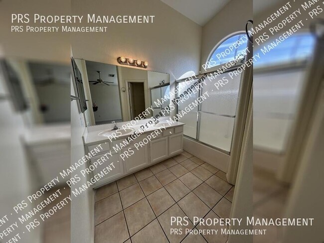 Building Photo - 51 N Del Pueblo Pl