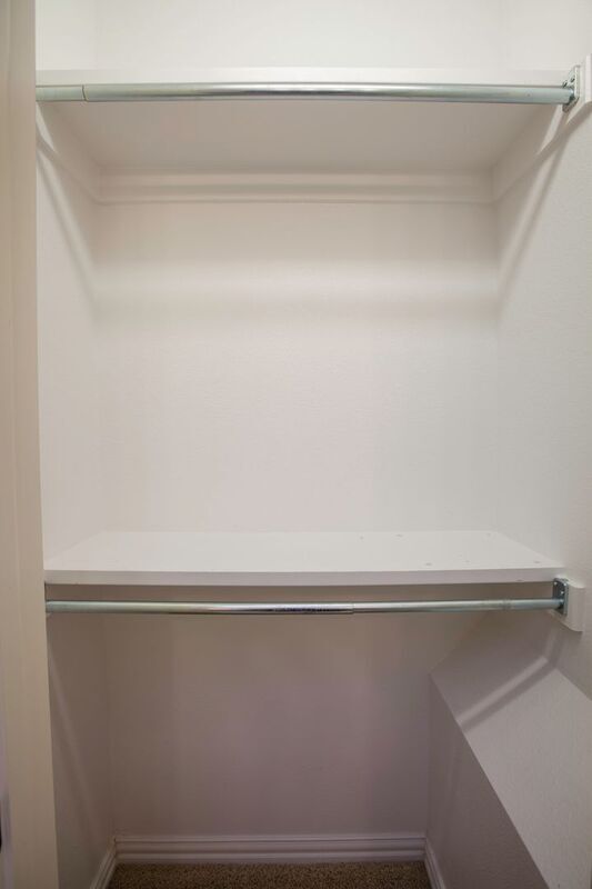 Building Photo - 8100 Rosemont Dr