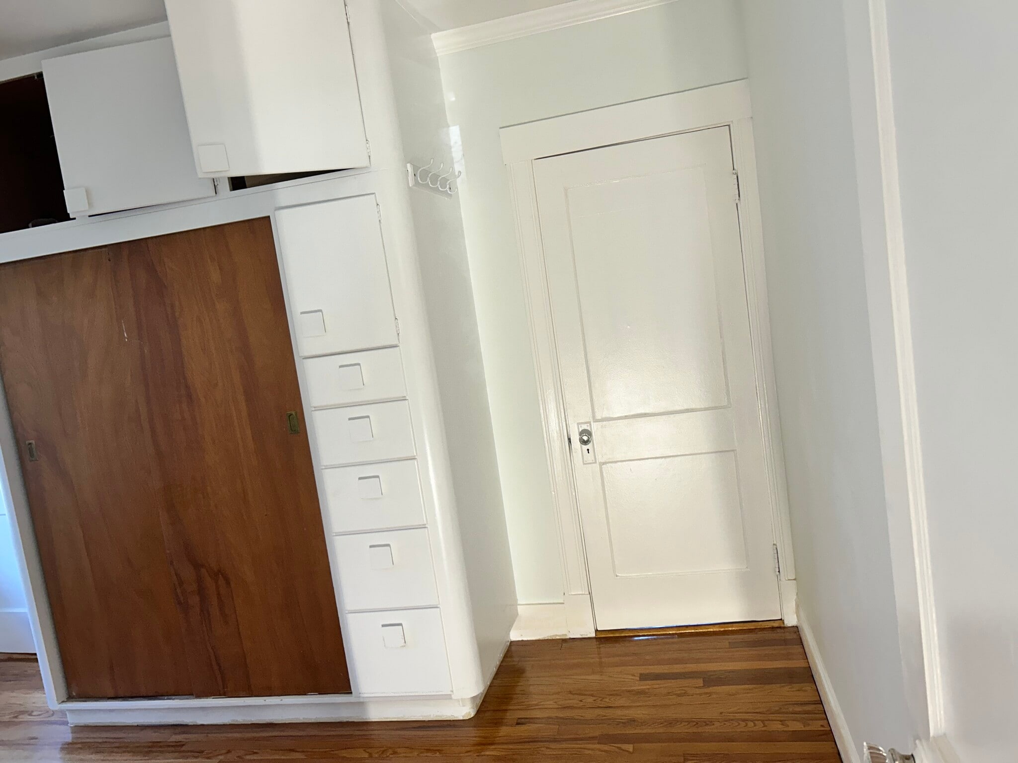 Building Photo - 176 Brush Hill Rd