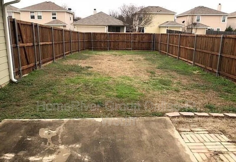 Building Photo - 7113 Planters Row Dr