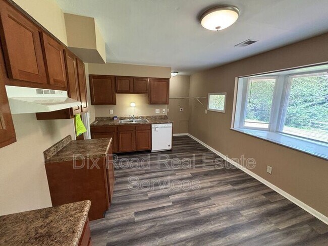 Building Photo - 440 Mc Creary Ct