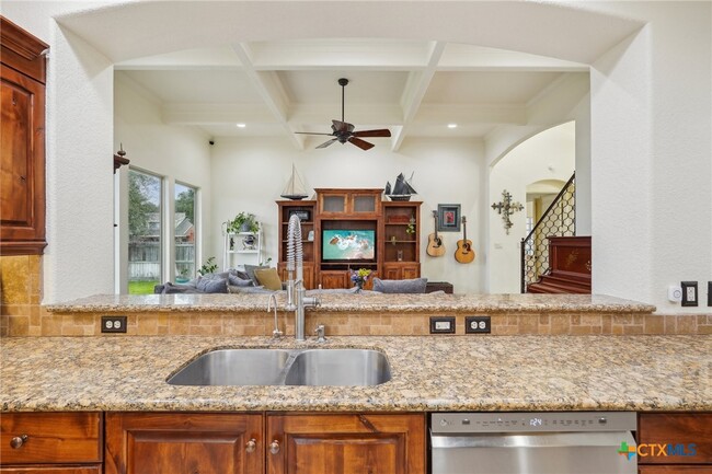 Building Photo - 2622 Fairwood Dr