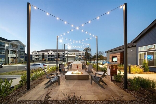 Building Photo - 191 Commerce Dr