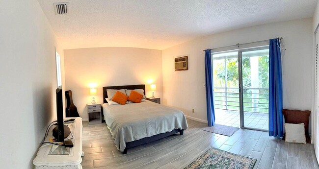 Building Photo - 63 Windsor C