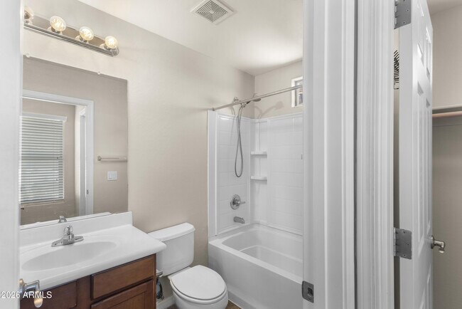 Building Photo - 2501 S 255th Dr