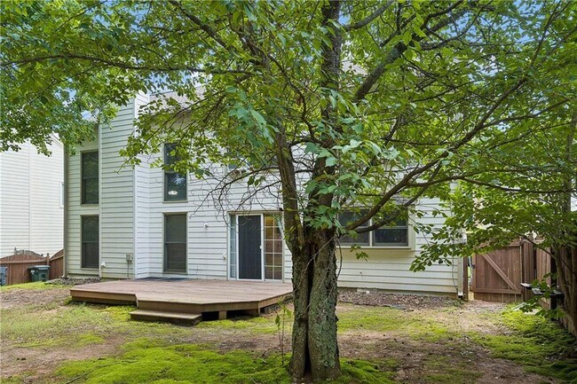 Building Photo - 6285 Barwick Ln