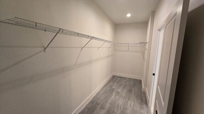 Building Photo - 2966 Pomello Ave SW