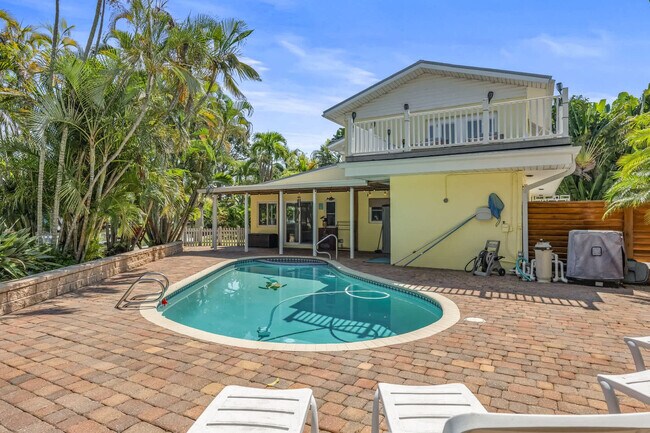 Building Photo - 491 Indian Creek Dr