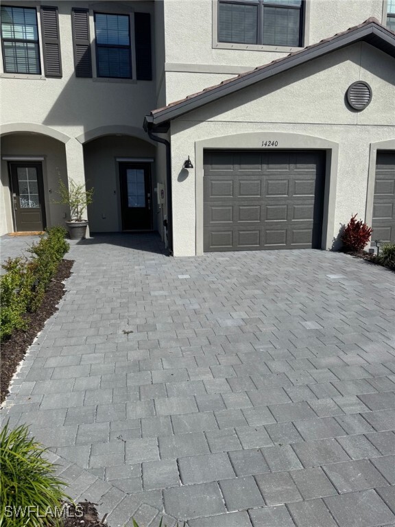 Building Photo - 14240 Pine Lodge Ln